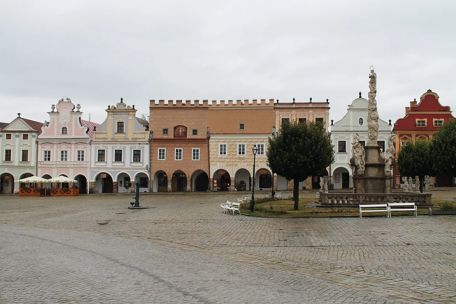 Moravia: Lednice, Pálava, Telč and Olomouc