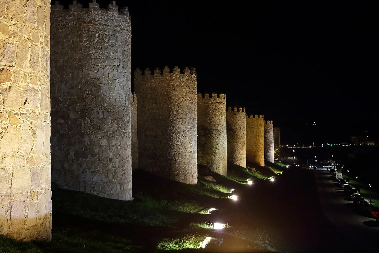 Avila night