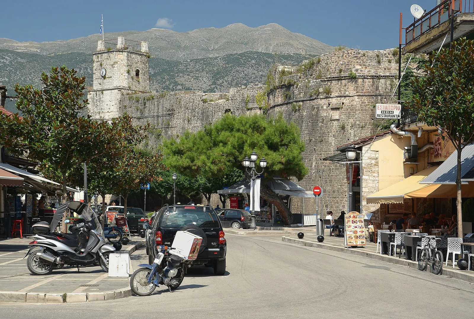 Ioannina and Lake Pamvotida