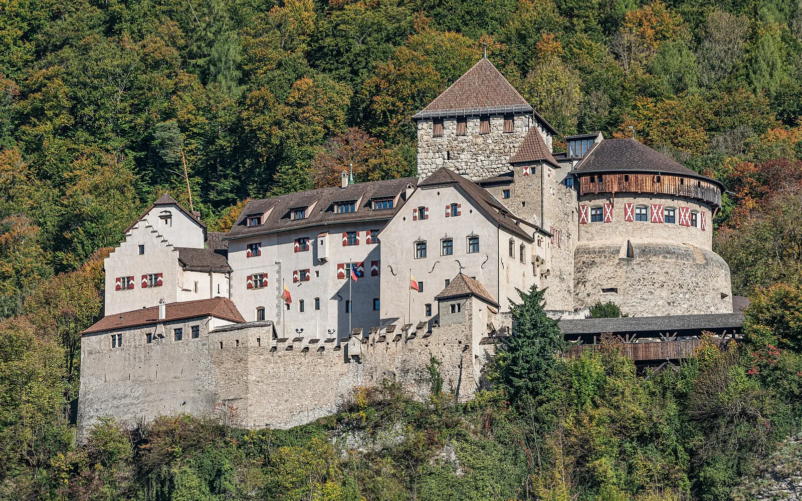 Vaduz, Malbun e o Reno alpino