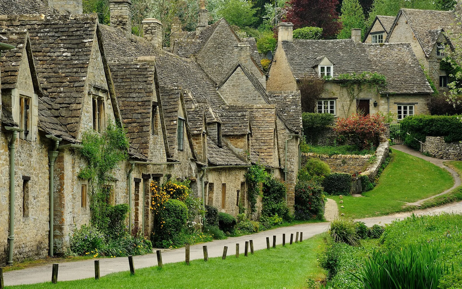 Cotswolds stone villages